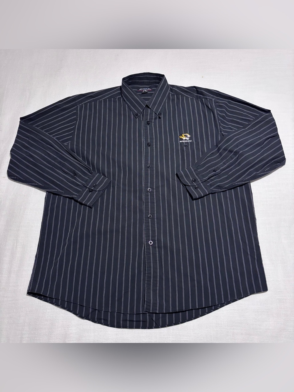 Men’s Antigua Mizzou Missouri Tigers Long Sleeve Button Down Shirt | Size Large